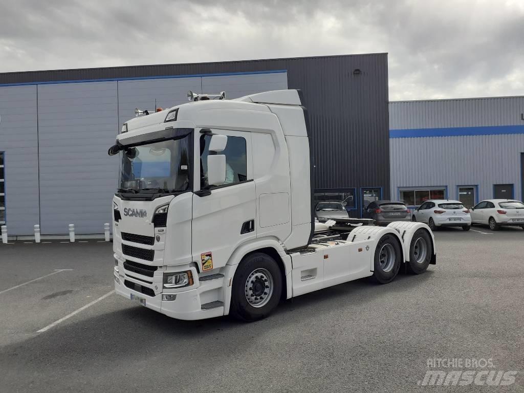 Scania R 590 V8 6x4 Trekkvogner