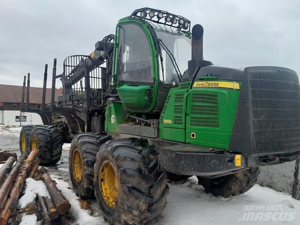 John Deere 1210 E Lassbærere