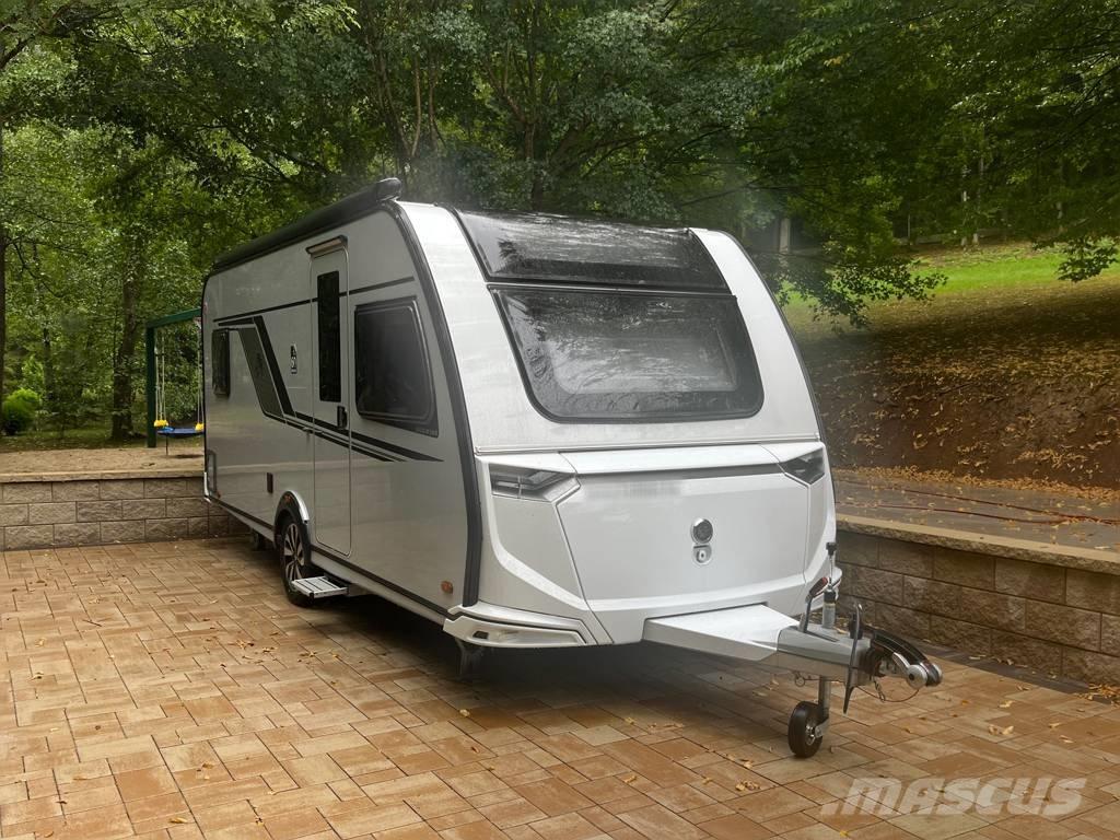 Knaus Südwind Bobil og campingvogn