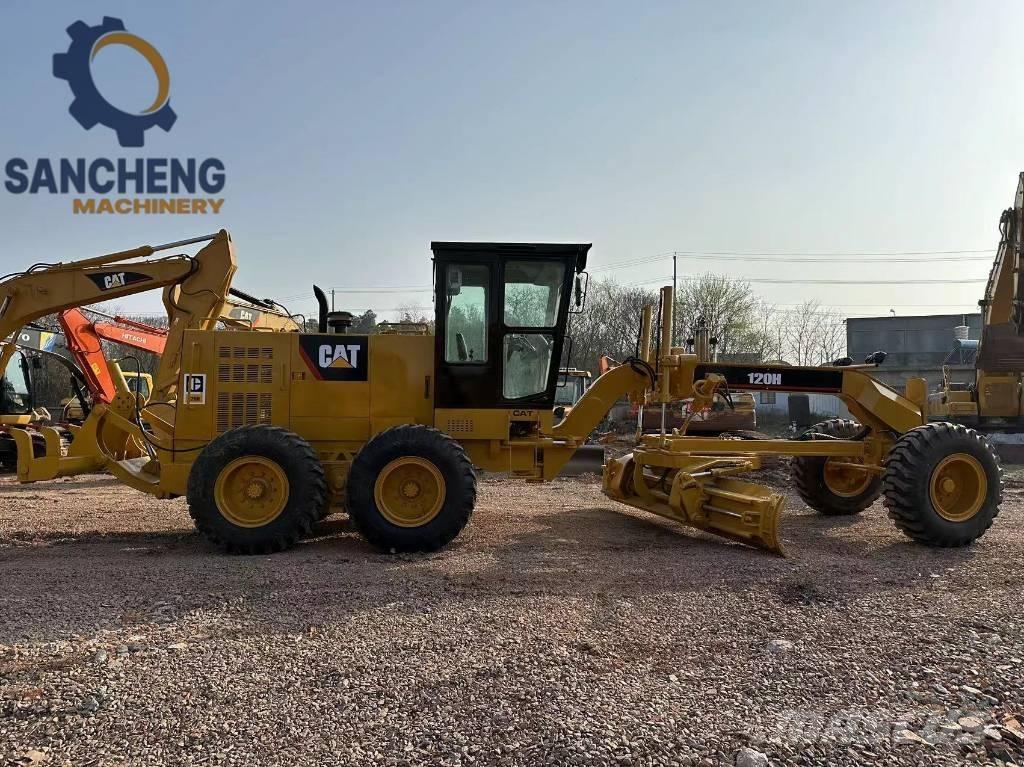 CAT 120H Veihøvler