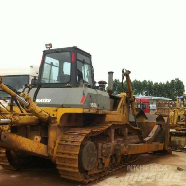 Komatsu d155a-3 Dozere Beltegående