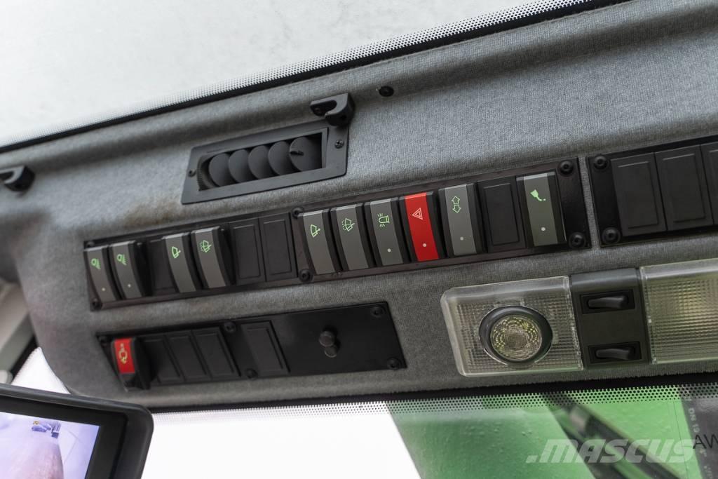 Sennebogen 821 E Hjulgravere