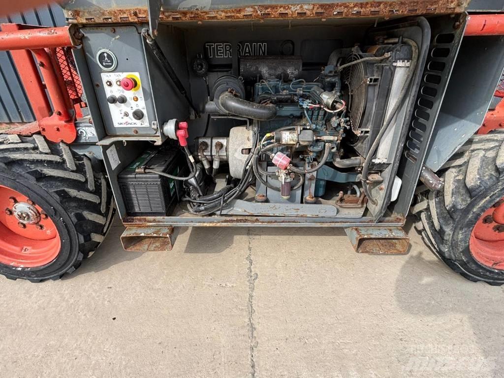 SkyJack SJ 6832 RT Sakselifter