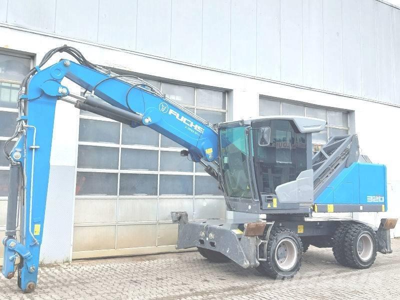 Fuchs MHL 320 F Gravemaskiner for avfallshåndtering
