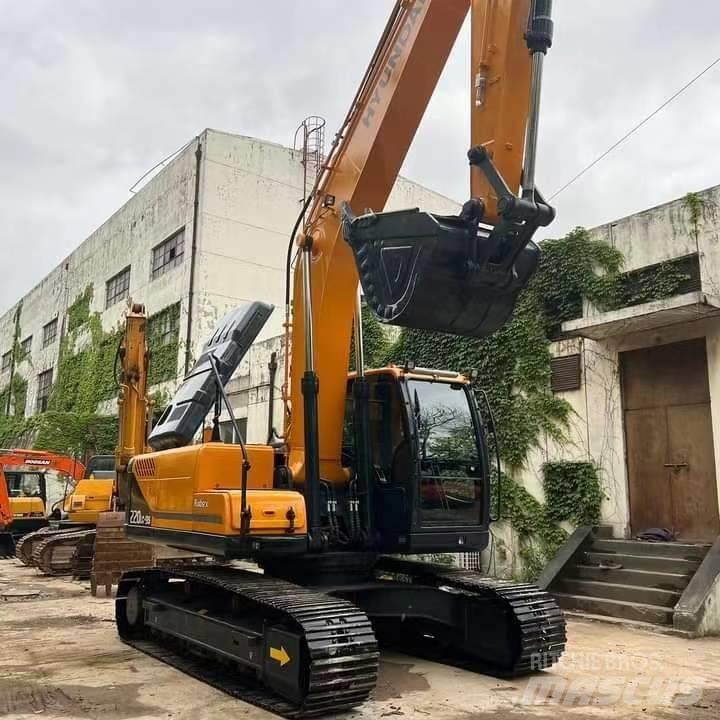 Hyundai R220LC-9S Beltegraver