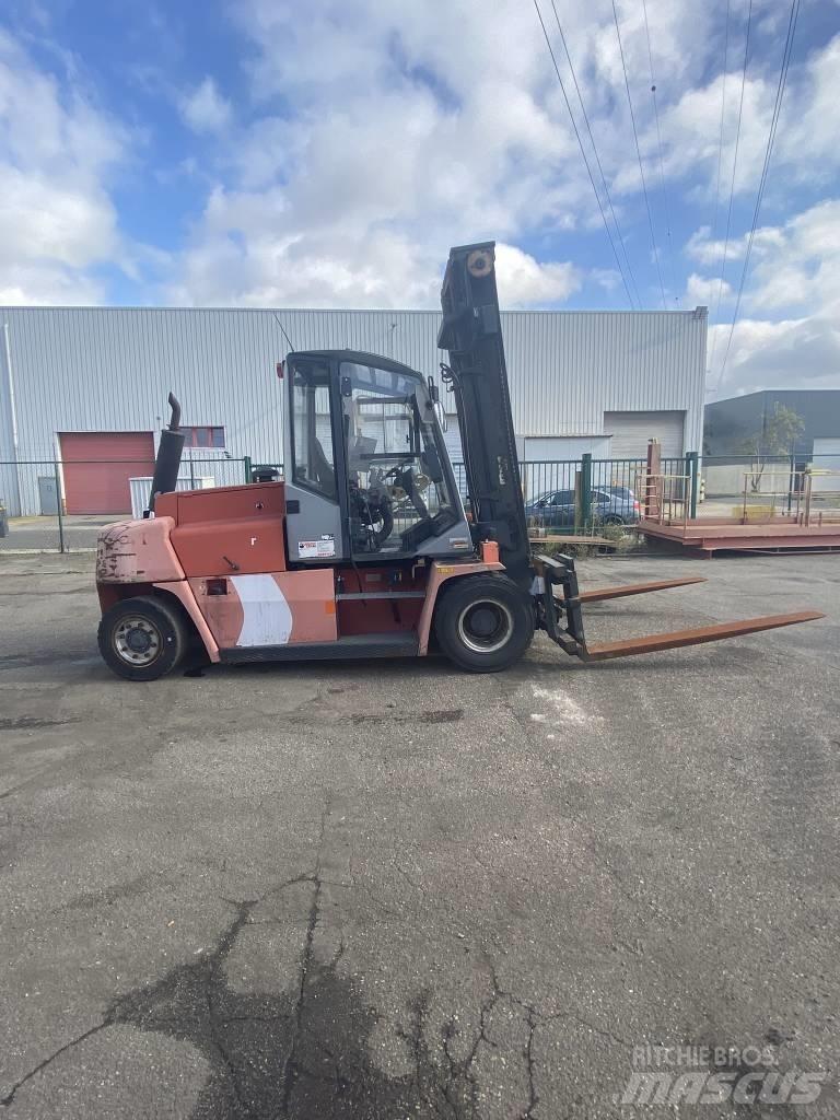 Kalmar DCE-80-9 Diesel Trucker