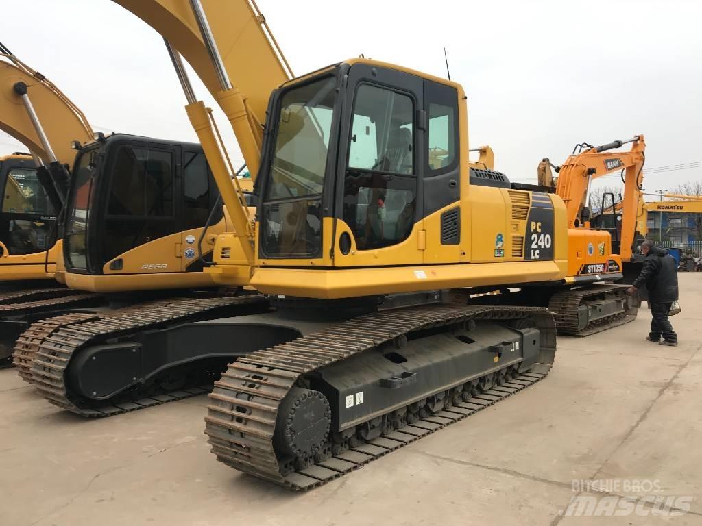 Komatsu PC 240 LC-8 Beltegraver
