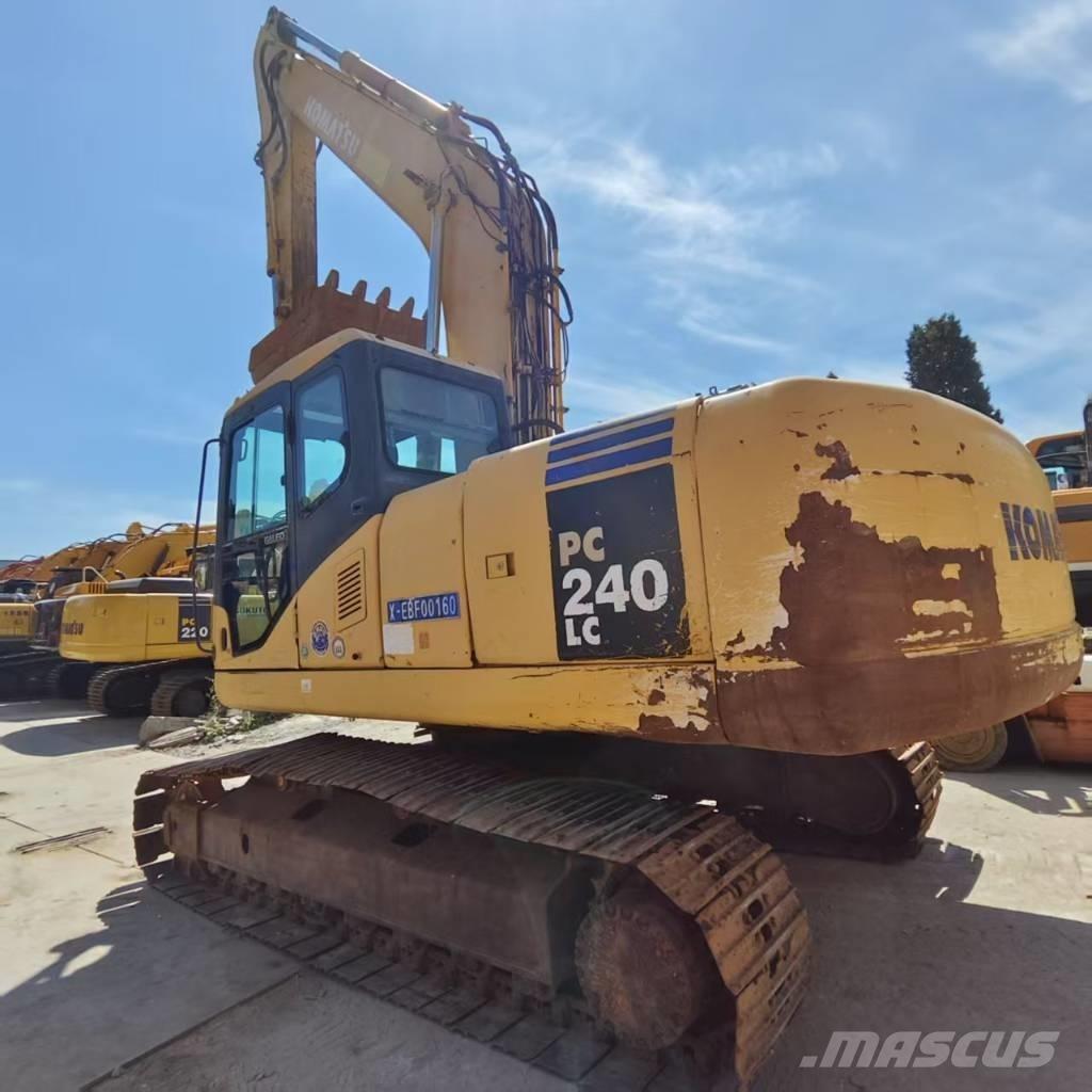 Komatsu PC 240 LC-7 Beltegraver