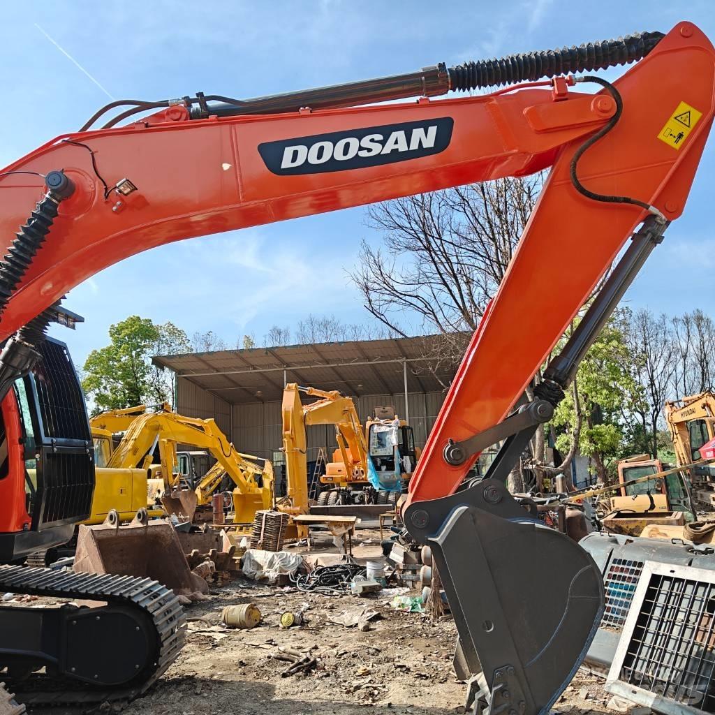 Doosan DX 225 LCA Beltegraver