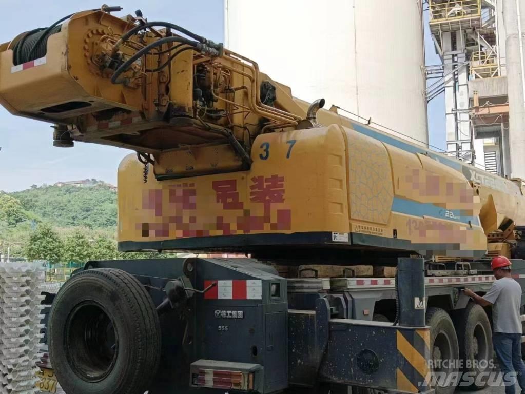 XCMG XCT110 Allterreng kraner