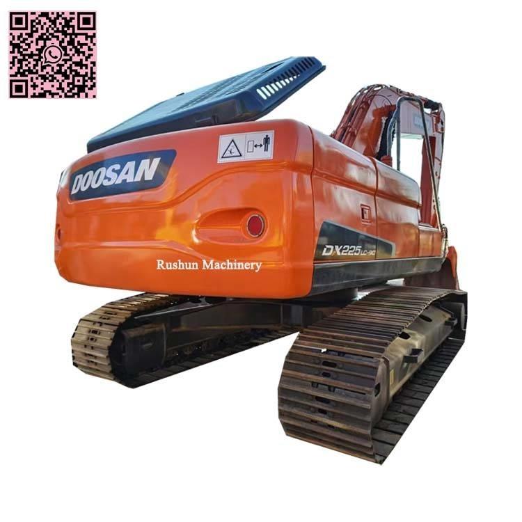 Doosan DX 225 LC Beltegraver