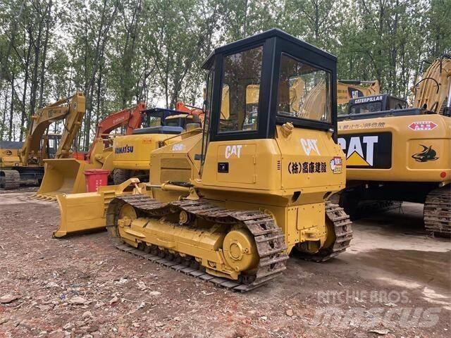 CAT D 5 G Dozere Beltegående