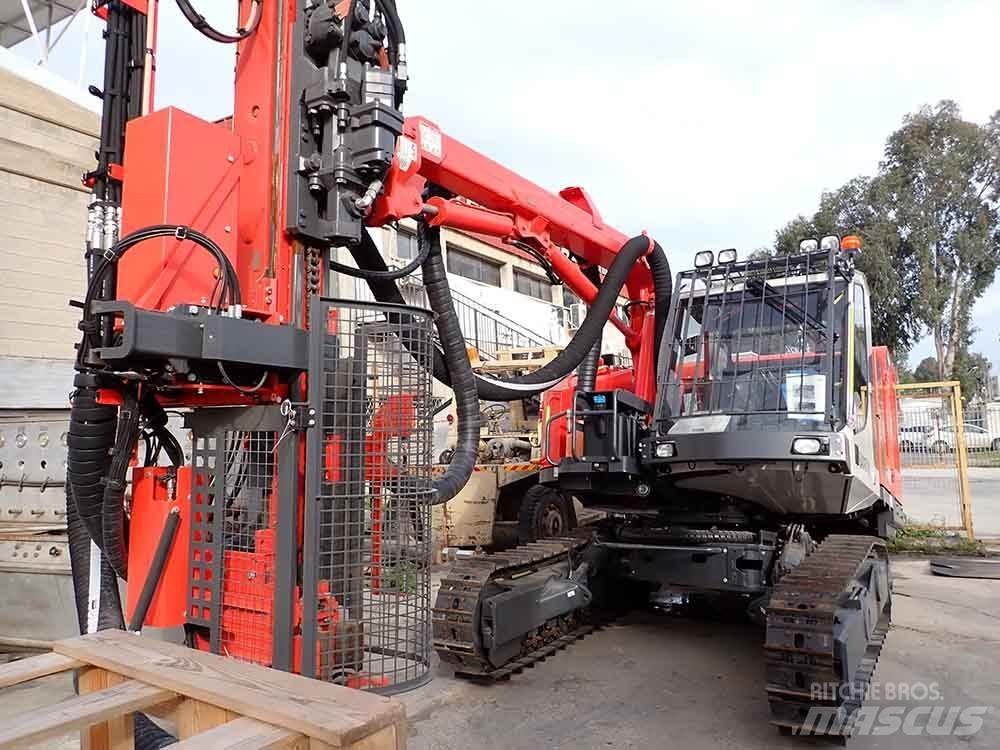 Sandvik DX800 Borerigger