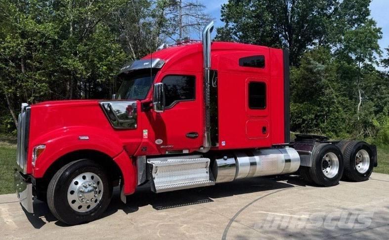 Kenworth W 990 Trekkvogner