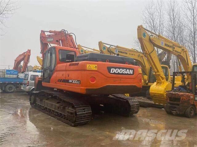 Doosan DX300 Beltegraver