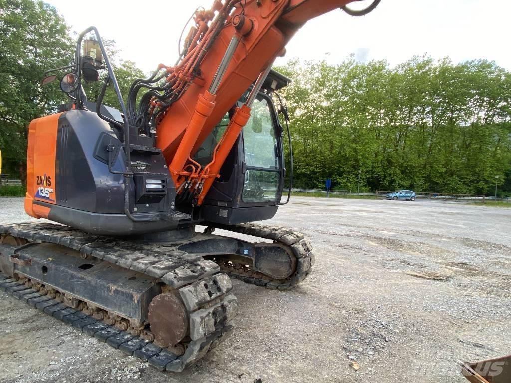 Hitachi ZX 135 US-6 Beltegraver