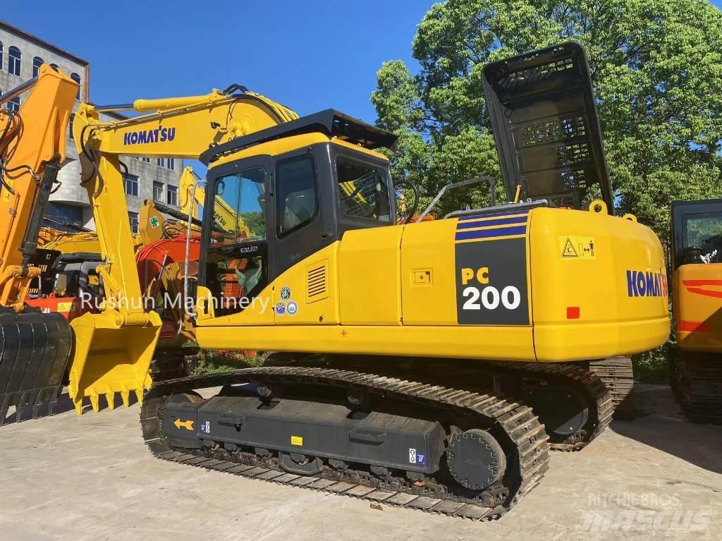 Komatsu PC200 Beltegraver