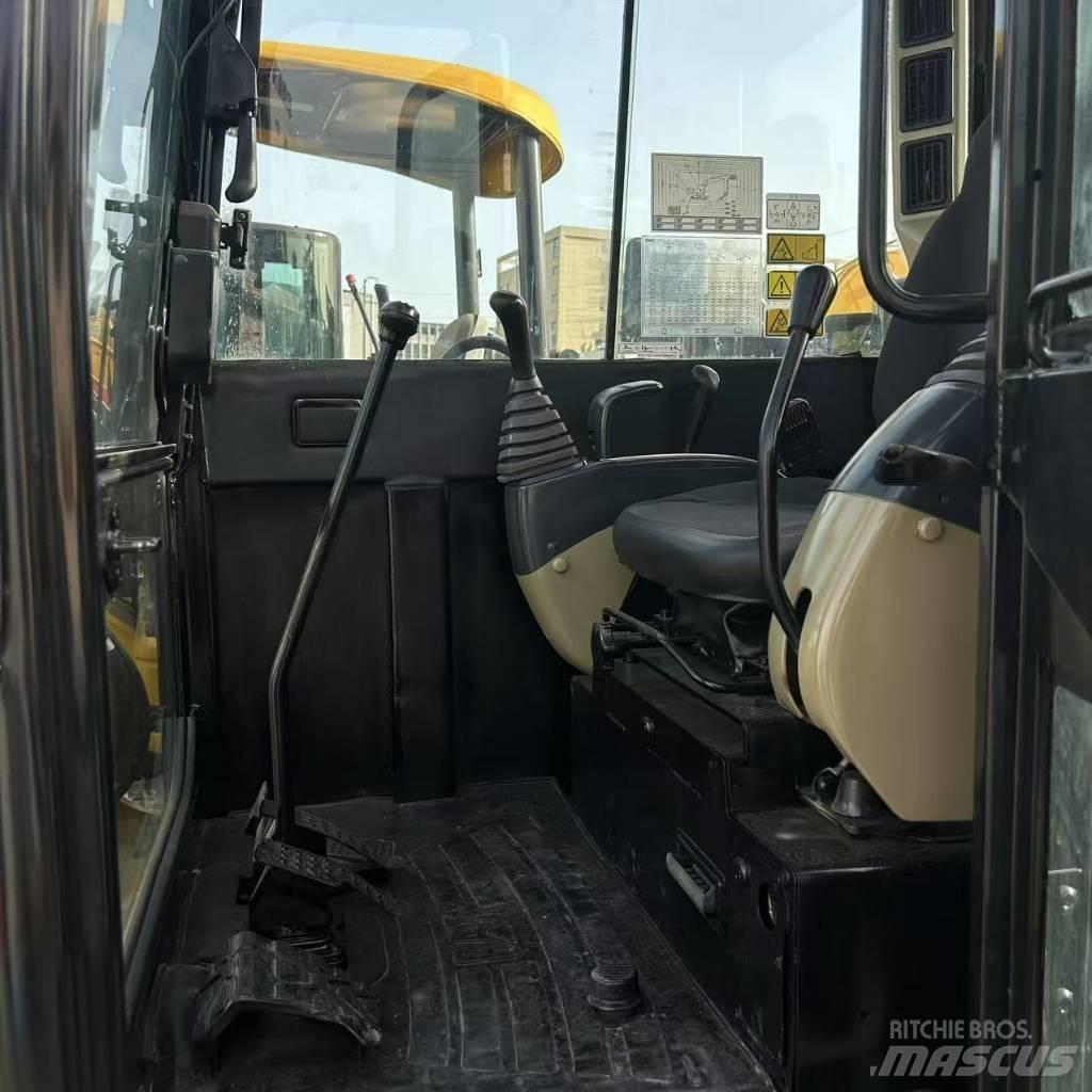 CAT 306E Beltegraver