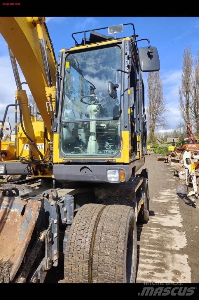 Komatsu PW 148-8 Hjulgravere