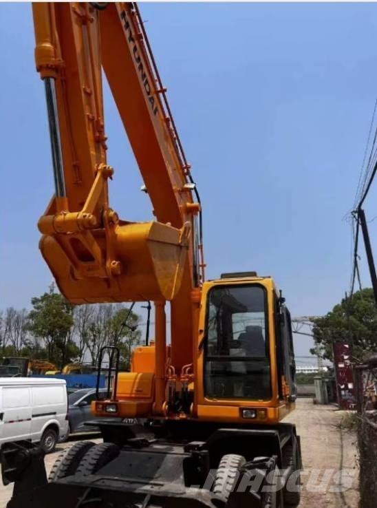 Hyundai 210 W-7 Hjulgravere