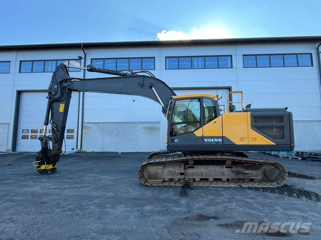 Volvo EC 250 E Beltegraver