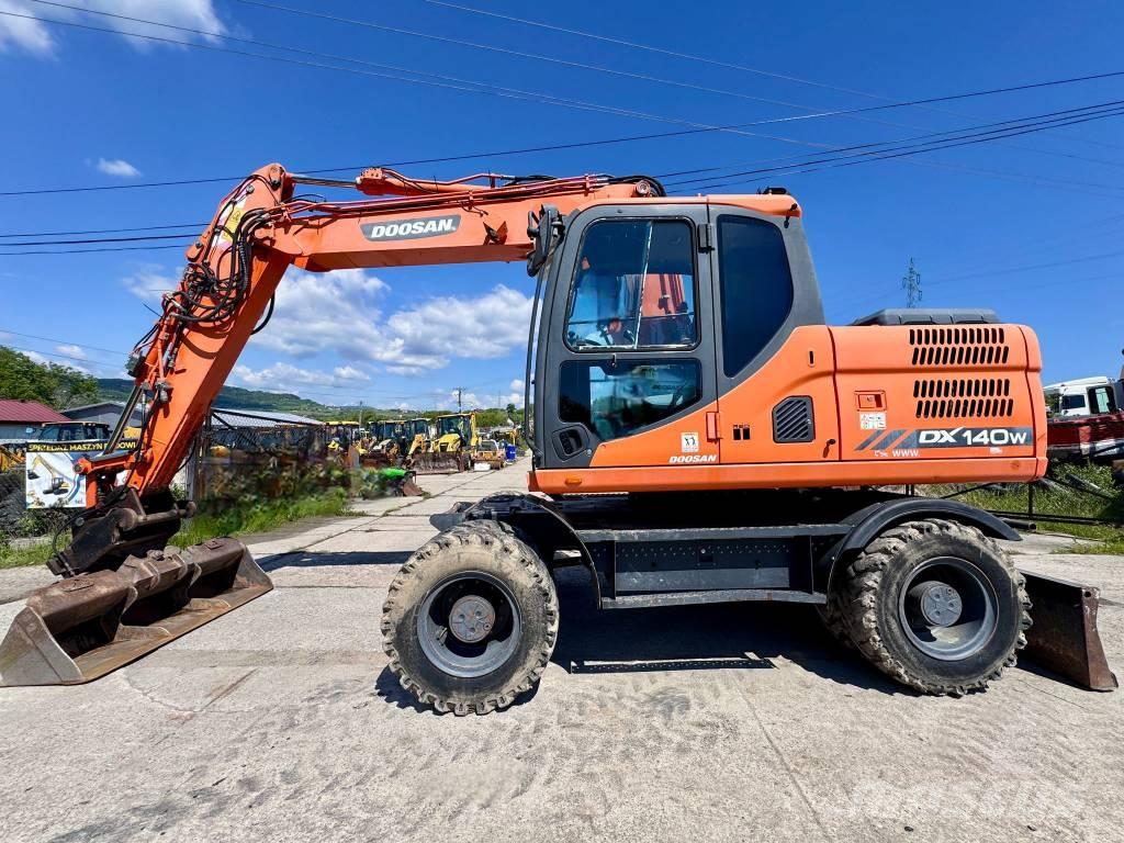 Doosan DX 140 W-3 Hjulgravere