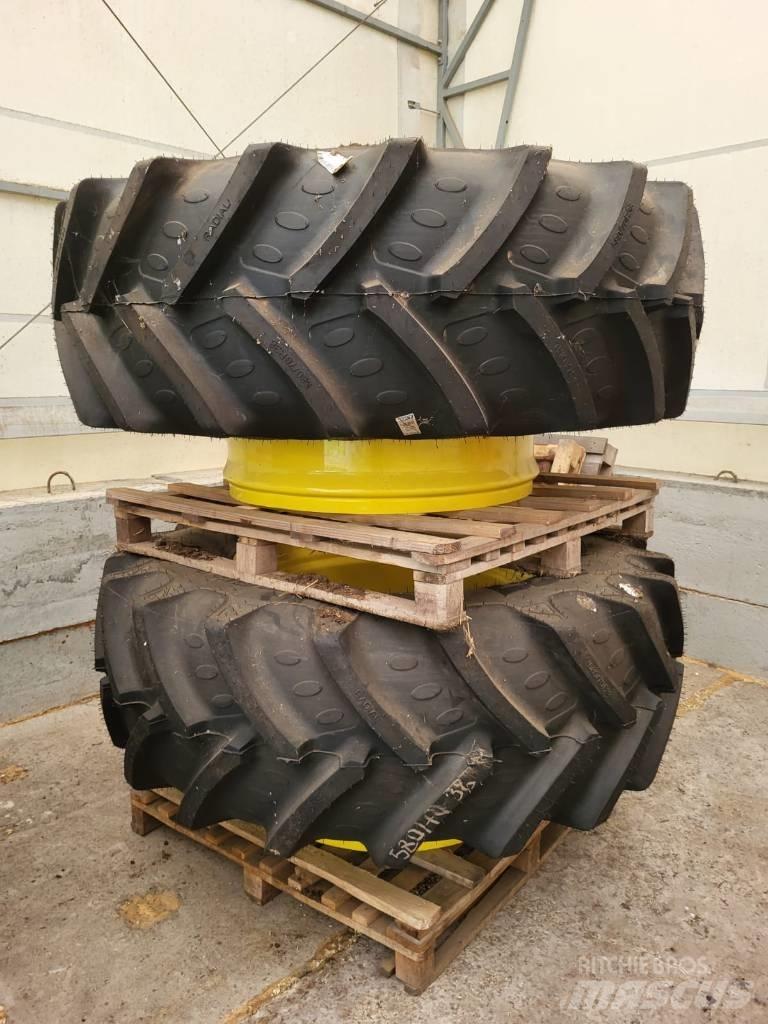 BKT Agrimax RT Dekk, hjul og felger
