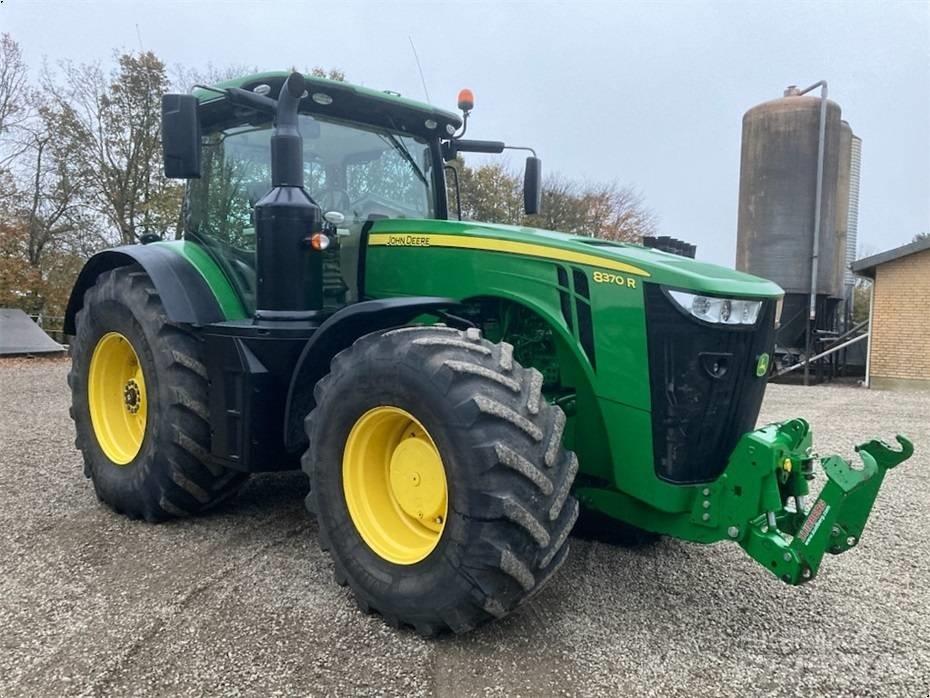 John Deere 8370 R Traktorer