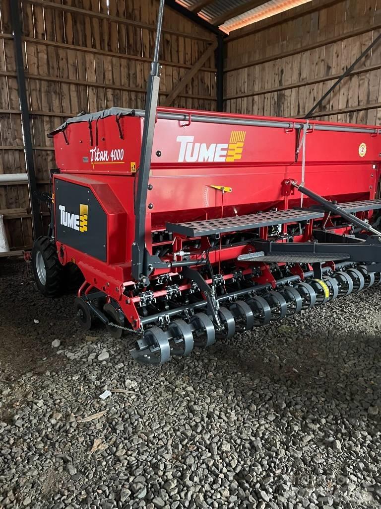 Tume Titan 4000 Kombinerte såmaskiner