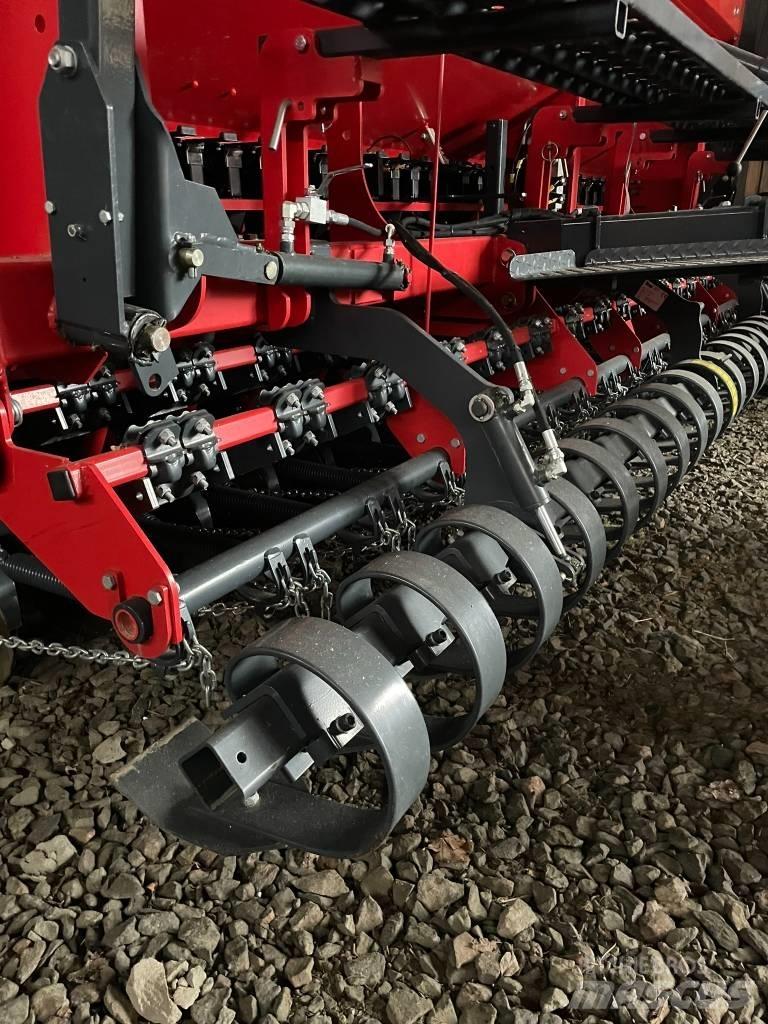 Tume Titan 4000 Kombinerte såmaskiner