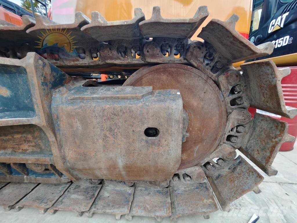Komatsu PC 460-8 Beltegraver