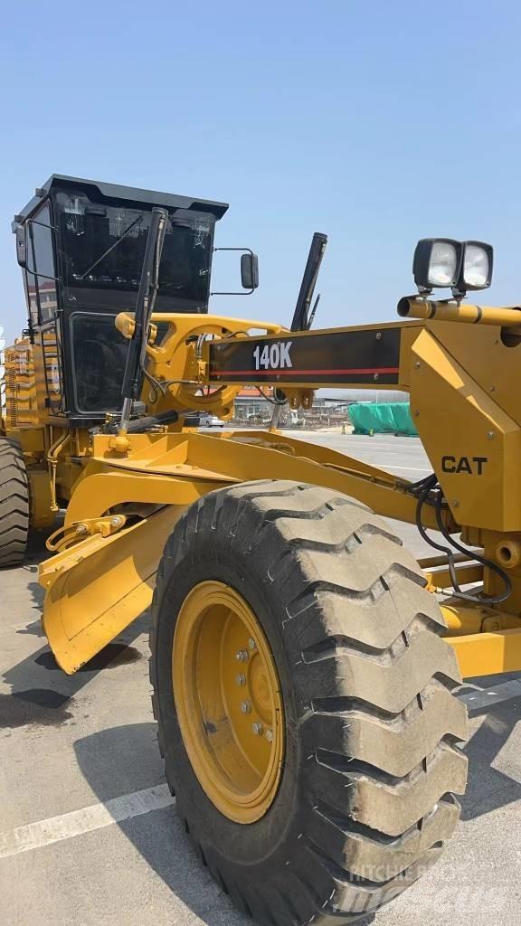 CAT 140 K Veihøvler