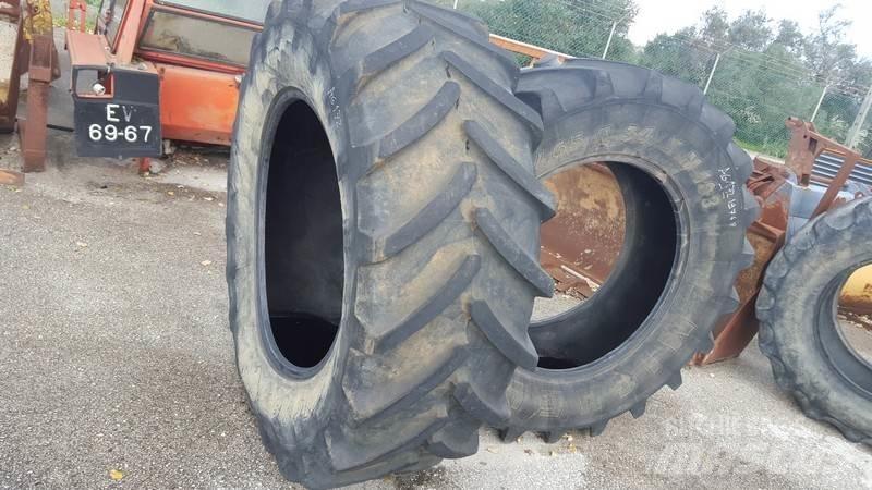  Pneus 540/65R34 Dekk, hjul og felger
