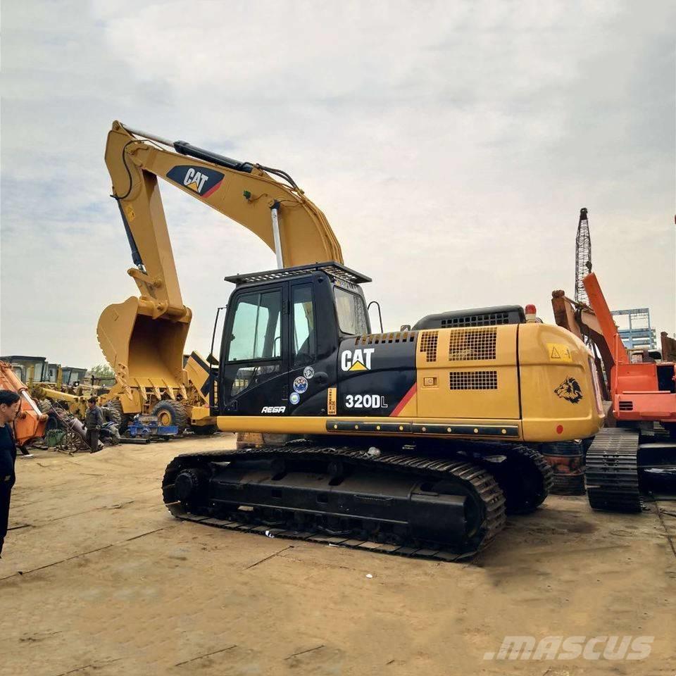CAT 320D Beltegraver
