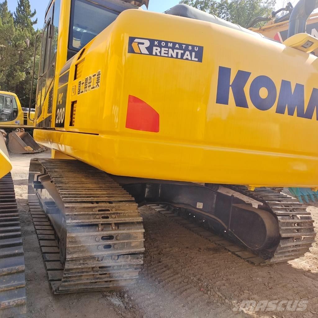 Komatsu PC 200 Beltegraver