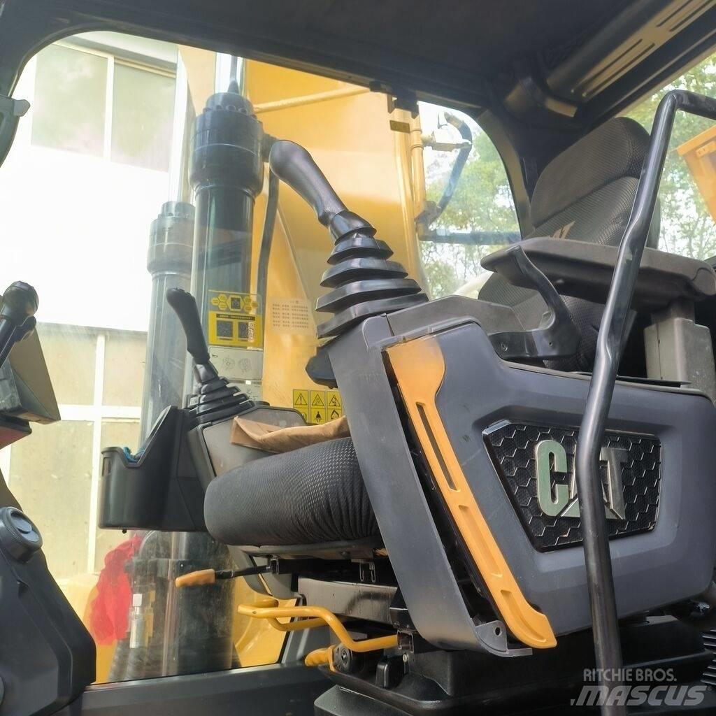 CAT 320 GC Beltegraver