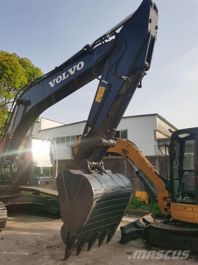 Volvo EC 250 D L Beltegraver