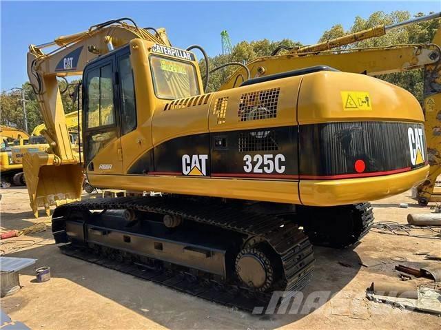 CAT 325 C Beltegraver