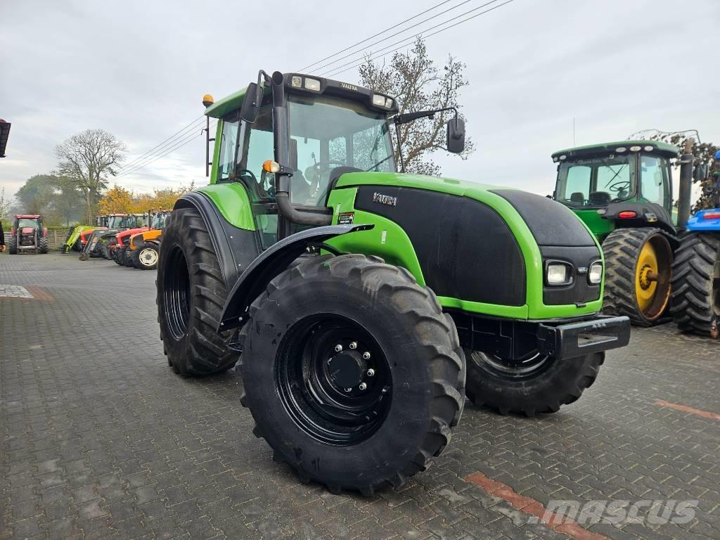 Valtra T 120 Traktorer