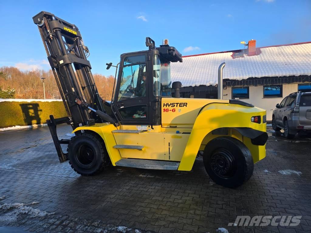 Hyster H16XM-6 Diesel Trucker