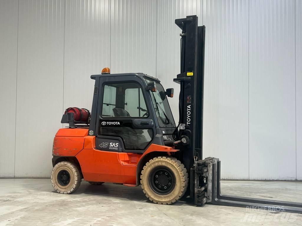 Toyota 02-7FG40 Propan trucker