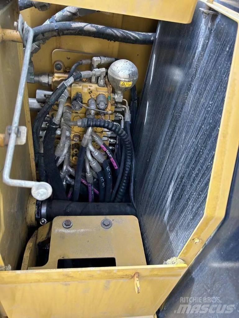 CAT 305.5E Beltegraver
