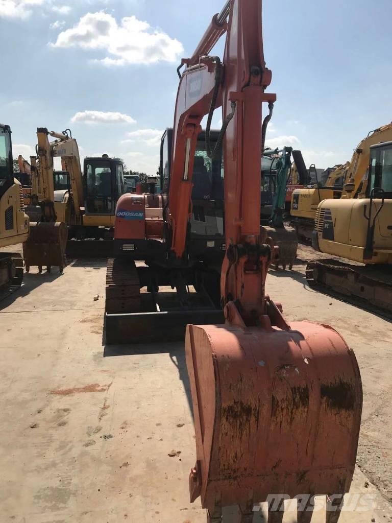 Doosan dx60 Beltegraver