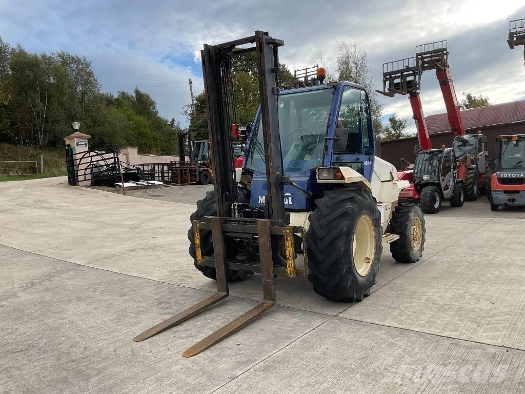 Manitou M 26.4 Terrenggående gaffeltruck