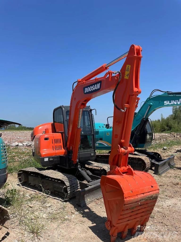 Doosan DX60 Beltegraver