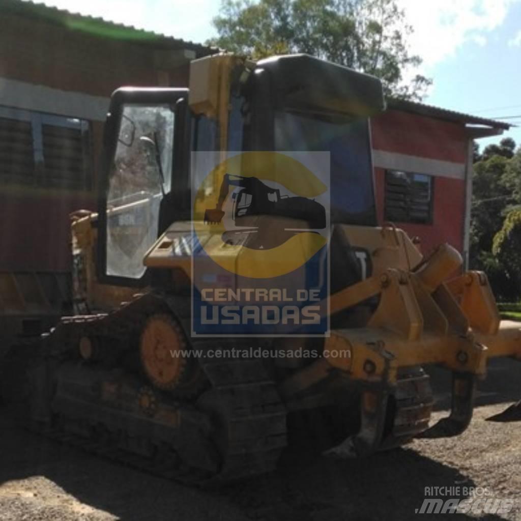 CAT D 6 N XL Dozere Beltegående