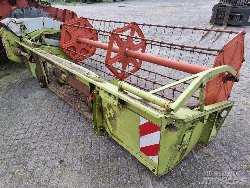 CLAAS 68s Skurtreskere