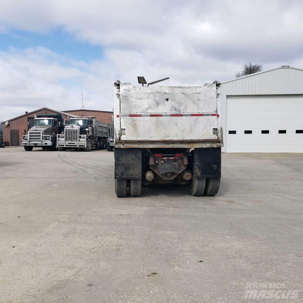 Ford L 9000 Tippbil