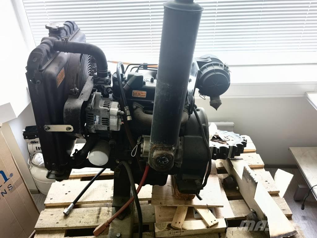 Kubota D905, D902 Motorer