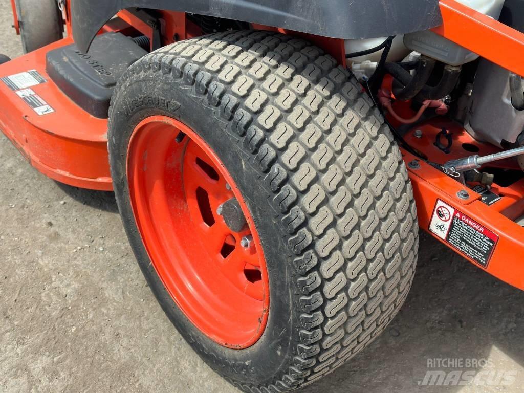 Kubota Z121S Spakstyrte gressklippere